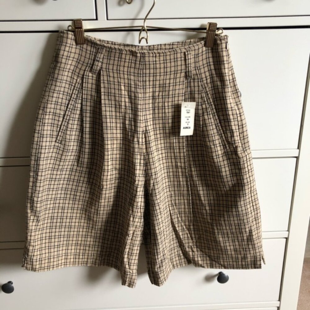 Vintage plaid Bermuda shorts